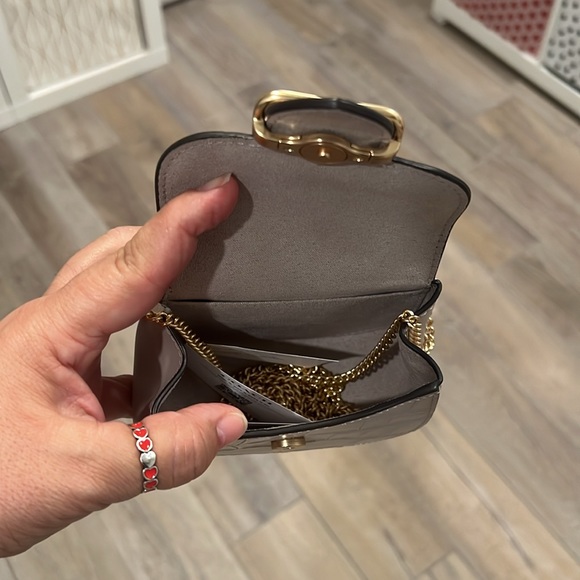 CUTE! 💕COACH MORGAN CARD CASE! - Picture 9 of 13